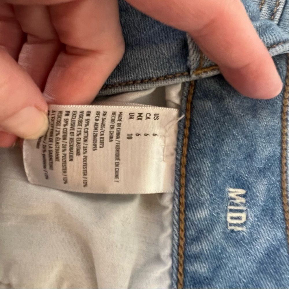 American Eagle Super Stretch Midi Shorts size 6 - Picture 10 of 14